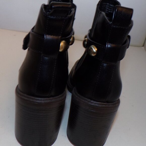 Kensie Karmela Stacked Heel Booties Faux Black Leather Studded Belt Size 10 New - Picture 4 of 5